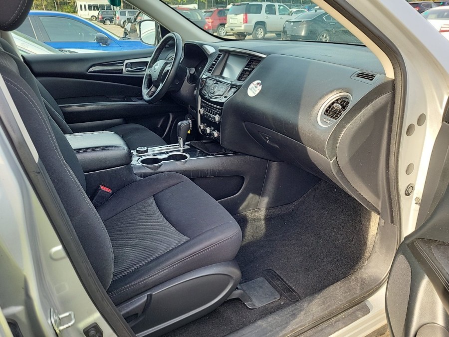 2019 Nissan Pathfinder 4x4 SL, available for sale in Hicksville, New York | REGAL AUTOHAUS. Hicksville, New York 2019 Nissan Pathfinder 4x4 SL, available for sale in Hicksville, New York | REGAL AUTOHAUS. Hicksville, New York