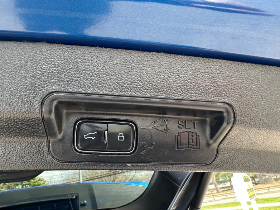 2020 Ford Explorer ST 4WD, available for sale in South Windsor, Connecticut | Mike And Tony Auto Sales, Inc. South Windsor, Connecticut 2020 Ford Explorer ST 4WD, available for sale in South Windsor, Connecticut | Mike And Tony Auto Sales, Inc. South Windsor, Connecticut
