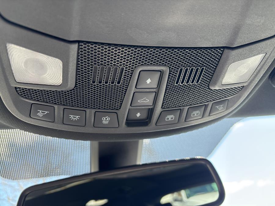 2017 Lincoln MKC Select AWD, available for sale in Old Saybrook, Connecticut | Saybrook Auto Barn. Old Saybrook, Connecticut 2017 Lincoln MKC Select AWD, available for sale in Old Saybrook, Connecticut | Saybrook Auto Barn. Old Saybrook, Connecticut