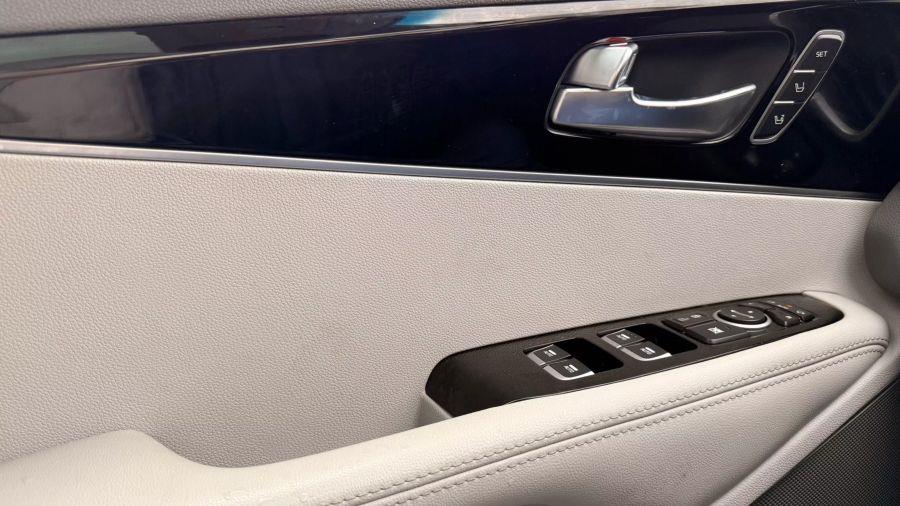 2020 Kia Sorento SX Sport Utility 4D, available for sale in Linden, New Jersey | Route 27 Auto Mall. Linden, New Jersey 2020 Kia Sorento SX Sport Utility 4D, available for sale in Linden, New Jersey | Route 27 Auto Mall. Linden, New Jersey
