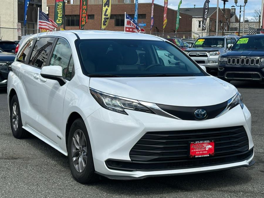 2021 Toyota Sienna LE FWD 8-Passenger (Natl), available for sale in Irvington , New Jersey | Auto Haus of Irvington Corp. Irvington , New Jersey 2021 Toyota Sienna LE FWD 8-Passenger (Natl), available for sale in Irvington , New Jersey | Auto Haus of Irvington Corp. Irvington , New Jersey