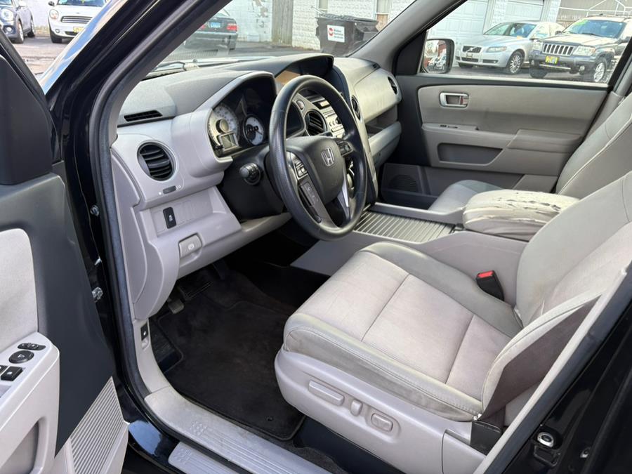 2013 Honda Pilot 4WD 4dr EX, available for sale in East Windsor, Connecticut | CT Car Co LLC. East Windsor, Connecticut 2013 Honda Pilot 4WD 4dr EX, available for sale in East Windsor, Connecticut | CT Car Co LLC. East Windsor, Connecticut
