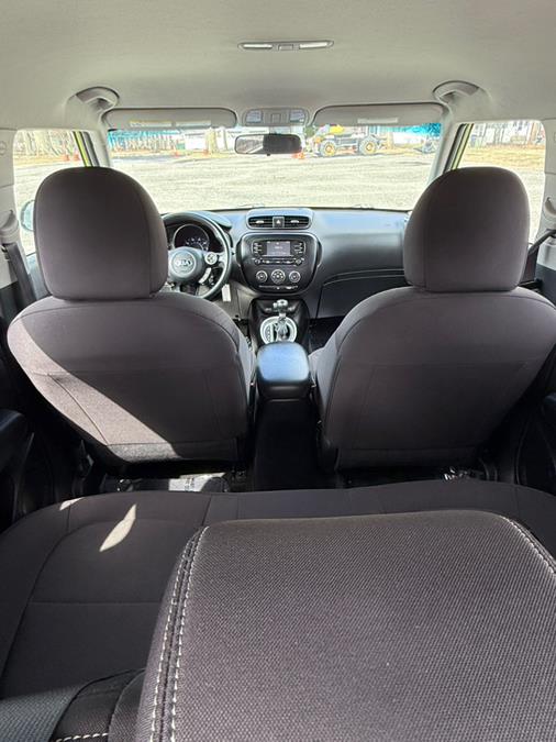 2016 Kia Soul 5dr Wgn Man Base, available for sale in Springfield, Massachusetts | Auto Globe LLC. Springfield, Massachusetts 2016 Kia Soul 5dr Wgn Man Base, available for sale in Springfield, Massachusetts | Auto Globe LLC. Springfield, Massachusetts