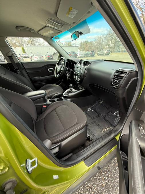 2016 Kia Soul 5dr Wgn Man Base, available for sale in Springfield, Massachusetts | Auto Globe LLC. Springfield, Massachusetts 2016 Kia Soul 5dr Wgn Man Base, available for sale in Springfield, Massachusetts | Auto Globe LLC. Springfield, Massachusetts