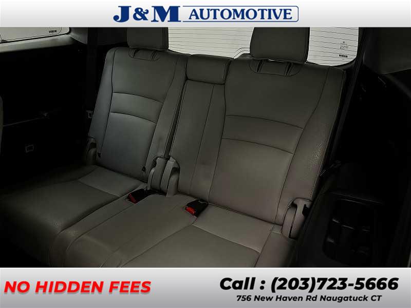 2017 Honda Pilot EX-L, available for sale in Naugatuck, Connecticut | J&M Automotive Sls&Svc LLC. Naugatuck, Connecticut 2017 Honda Pilot EX-L, available for sale in Naugatuck, Connecticut | J&M Automotive Sls&Svc LLC. Naugatuck, Connecticut