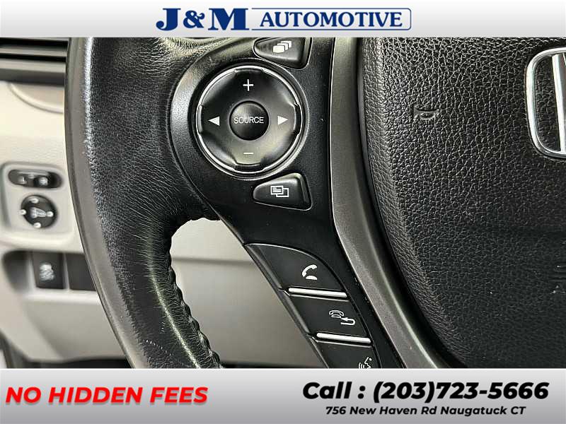 2017 Honda Pilot EX-L, available for sale in Naugatuck, Connecticut | J&M Automotive Sls&Svc LLC. Naugatuck, Connecticut 2017 Honda Pilot EX-L, available for sale in Naugatuck, Connecticut | J&M Automotive Sls&Svc LLC. Naugatuck, Connecticut