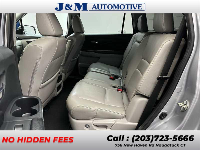 2017 Honda Pilot EX-L, available for sale in Naugatuck, Connecticut | J&M Automotive Sls&Svc LLC. Naugatuck, Connecticut 2017 Honda Pilot EX-L, available for sale in Naugatuck, Connecticut | J&M Automotive Sls&Svc LLC. Naugatuck, Connecticut