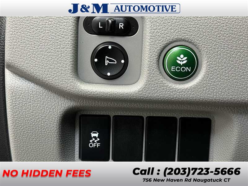 2017 Honda Pilot EX-L, available for sale in Naugatuck, Connecticut | J&M Automotive Sls&Svc LLC. Naugatuck, Connecticut 2017 Honda Pilot EX-L, available for sale in Naugatuck, Connecticut | J&M Automotive Sls&Svc LLC. Naugatuck, Connecticut