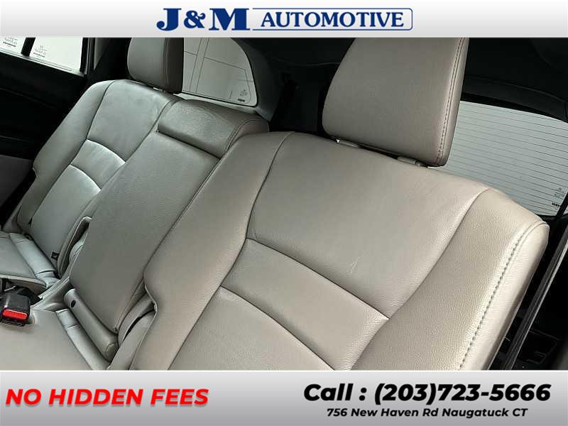 2017 Honda Pilot EX-L, available for sale in Naugatuck, Connecticut | J&M Automotive Sls&Svc LLC. Naugatuck, Connecticut 2017 Honda Pilot EX-L, available for sale in Naugatuck, Connecticut | J&M Automotive Sls&Svc LLC. Naugatuck, Connecticut