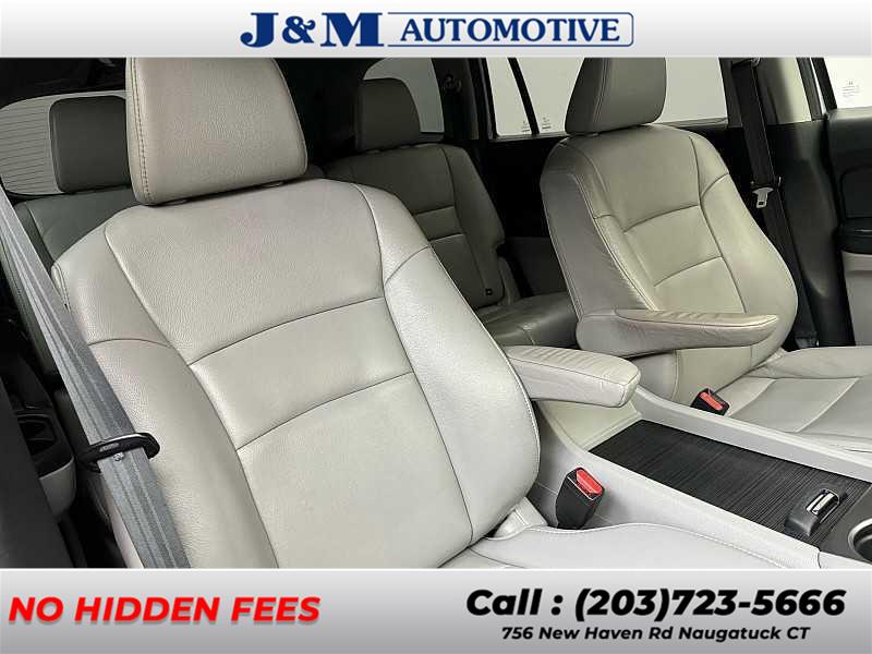 2017 Honda Pilot EX-L, available for sale in Naugatuck, Connecticut | J&M Automotive Sls&Svc LLC. Naugatuck, Connecticut 2017 Honda Pilot EX-L, available for sale in Naugatuck, Connecticut | J&M Automotive Sls&Svc LLC. Naugatuck, Connecticut
