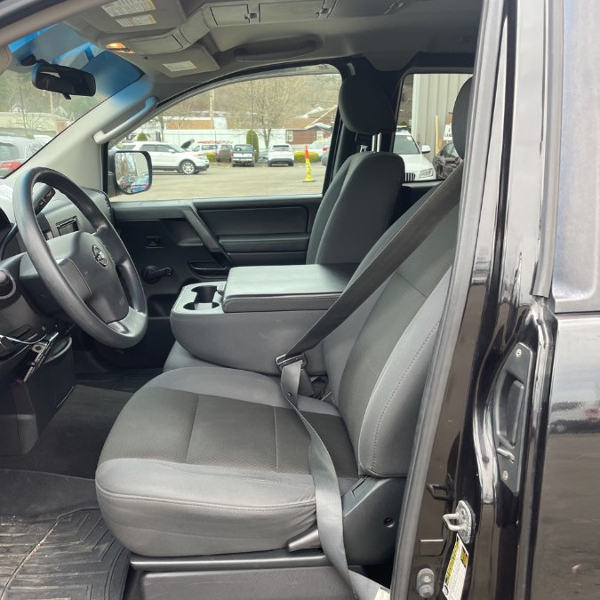 2008 Nissan Titan 4WD King Cab SWB SE, available for sale in Naugatuck, Connecticut | Riverside Motorcars, LLC. Naugatuck, Connecticut 2008 Nissan Titan 4WD King Cab SWB SE, available for sale in Naugatuck, Connecticut | Riverside Motorcars, LLC. Naugatuck, Connecticut