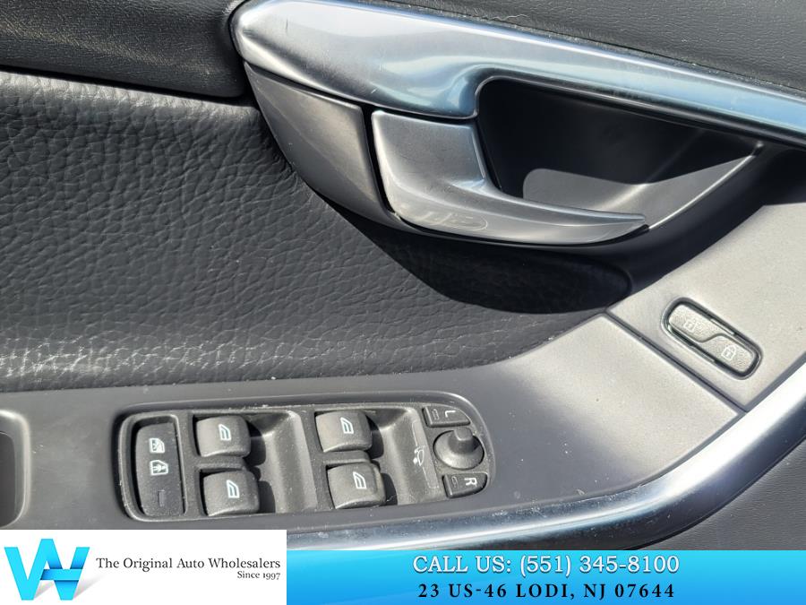2014 Volvo XC60 AWD 4dr 3.0L, available for sale in Lodi, New Jersey | AW Auto & Truck Wholesalers, Inc. Lodi, New Jersey 2014 Volvo XC60 AWD 4dr 3.0L, available for sale in Lodi, New Jersey | AW Auto & Truck Wholesalers, Inc. Lodi, New Jersey