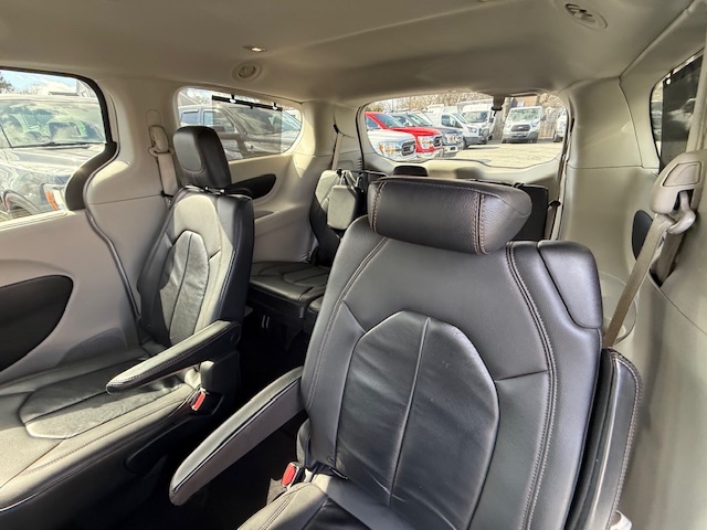 2017 Chrysler Pacifica Touring-L FWD, available for sale in Huntington Station, New York | Huntington Auto Mall. Huntington Station, New York 2017 Chrysler Pacifica Touring-L FWD, available for sale in Huntington Station, New York | Huntington Auto Mall. Huntington Station, New York