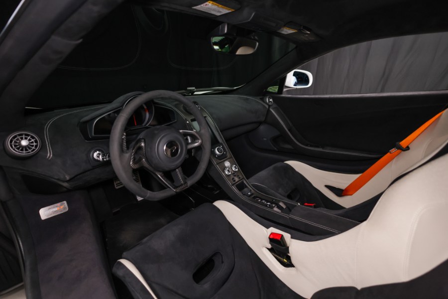2016 McLaren 675LT 2dr Cpe, available for sale in North Salem, New York | Meccanic Shop North Inc. North Salem, New York 2016 McLaren 675LT 2dr Cpe, available for sale in North Salem, New York | Meccanic Shop North Inc. North Salem, New York