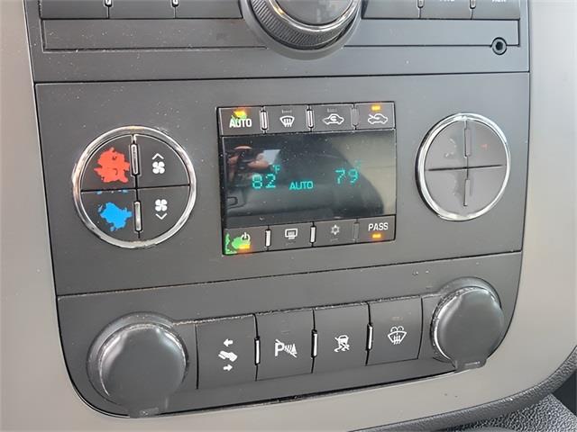 2008 GMC Sierra 1500 SLT, available for sale in Stratford, Connecticut | Wiz Leasing Inc. Stratford, Connecticut 2008 GMC Sierra 1500 SLT, available for sale in Stratford, Connecticut | Wiz Leasing Inc. Stratford, Connecticut