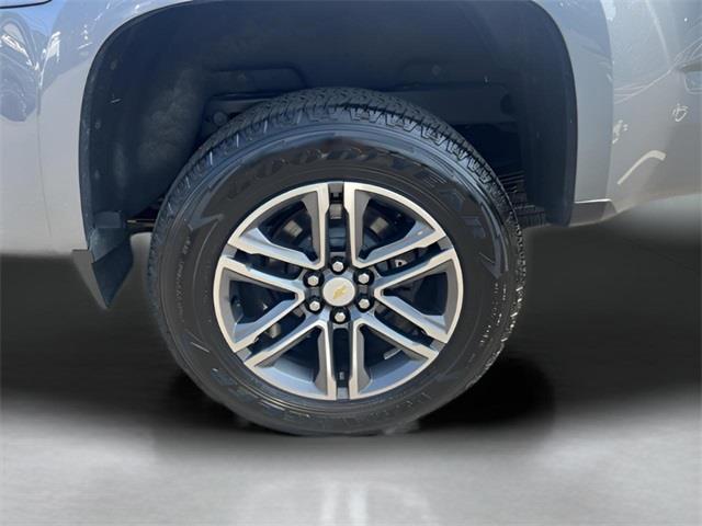 2019 Chevrolet Colorado LT, available for sale in Stratford, Connecticut | Wiz Leasing Inc. Stratford, Connecticut 2019 Chevrolet Colorado LT, available for sale in Stratford, Connecticut | Wiz Leasing Inc. Stratford, Connecticut