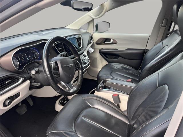 2019 Chrysler Pacifica Touring L Plus, available for sale in Stratford, Connecticut | Wiz Leasing Inc. Stratford, Connecticut 2019 Chrysler Pacifica Touring L Plus, available for sale in Stratford, Connecticut | Wiz Leasing Inc. Stratford, Connecticut