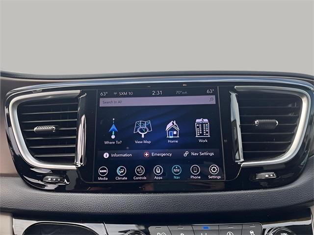 2019 Chrysler Pacifica Touring L Plus, available for sale in Stratford, Connecticut | Wiz Leasing Inc. Stratford, Connecticut 2019 Chrysler Pacifica Touring L Plus, available for sale in Stratford, Connecticut | Wiz Leasing Inc. Stratford, Connecticut