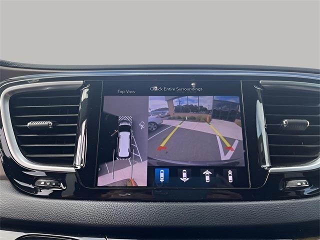 2019 Chrysler Pacifica Touring L Plus, available for sale in Stratford, Connecticut | Wiz Leasing Inc. Stratford, Connecticut 2019 Chrysler Pacifica Touring L Plus, available for sale in Stratford, Connecticut | Wiz Leasing Inc. Stratford, Connecticut