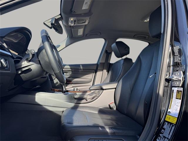 2014 BMW 3 Series 328i xDrive, available for sale in Stratford, Connecticut | Wiz Leasing Inc. Stratford, Connecticut 2014 BMW 3 Series 328i xDrive, available for sale in Stratford, Connecticut | Wiz Leasing Inc. Stratford, Connecticut