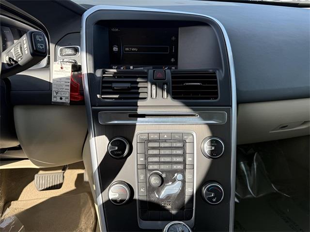 2015 Volvo Xc60 T6, available for sale in Stratford, Connecticut | Wiz Leasing Inc. Stratford, Connecticut 2015 Volvo Xc60 T6, available for sale in Stratford, Connecticut | Wiz Leasing Inc. Stratford, Connecticut