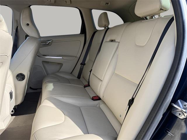 2015 Volvo Xc60 T6, available for sale in Stratford, Connecticut | Wiz Leasing Inc. Stratford, Connecticut 2015 Volvo Xc60 T6, available for sale in Stratford, Connecticut | Wiz Leasing Inc. Stratford, Connecticut
