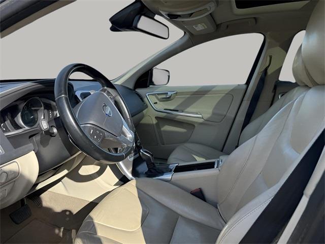 2015 Volvo Xc60 T6, available for sale in Stratford, Connecticut | Wiz Leasing Inc. Stratford, Connecticut 2015 Volvo Xc60 T6, available for sale in Stratford, Connecticut | Wiz Leasing Inc. Stratford, Connecticut