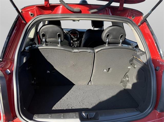 2015 Mini Cooper s Base, available for sale in Stratford, Connecticut | Wiz Leasing Inc. Stratford, Connecticut 2015 Mini Cooper s Base, available for sale in Stratford, Connecticut | Wiz Leasing Inc. Stratford, Connecticut