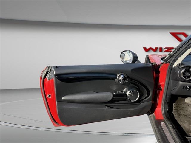 2015 Mini Cooper s Base, available for sale in Stratford, Connecticut | Wiz Leasing Inc. Stratford, Connecticut 2015 Mini Cooper s Base, available for sale in Stratford, Connecticut | Wiz Leasing Inc. Stratford, Connecticut