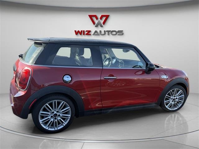2015 Mini Cooper s Base, available for sale in Stratford, Connecticut | Wiz Leasing Inc. Stratford, Connecticut 2015 Mini Cooper s Base, available for sale in Stratford, Connecticut | Wiz Leasing Inc. Stratford, Connecticut