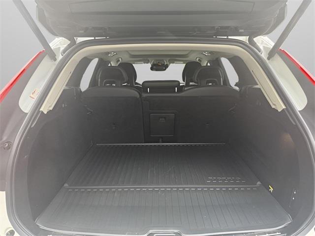 2018 Volvo Xc60 Hybrid T8 Inscription, available for sale in Stratford, Connecticut | Wiz Leasing Inc. Stratford, Connecticut 2018 Volvo Xc60 Hybrid T8 Inscription, available for sale in Stratford, Connecticut | Wiz Leasing Inc. Stratford, Connecticut