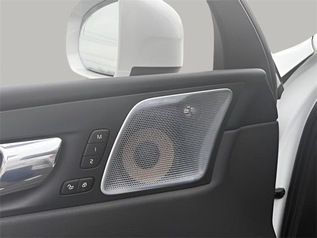 2018 Volvo Xc60 Hybrid T8 Inscription, available for sale in Stratford, Connecticut | Wiz Leasing Inc. Stratford, Connecticut 2018 Volvo Xc60 Hybrid T8 Inscription, available for sale in Stratford, Connecticut | Wiz Leasing Inc. Stratford, Connecticut