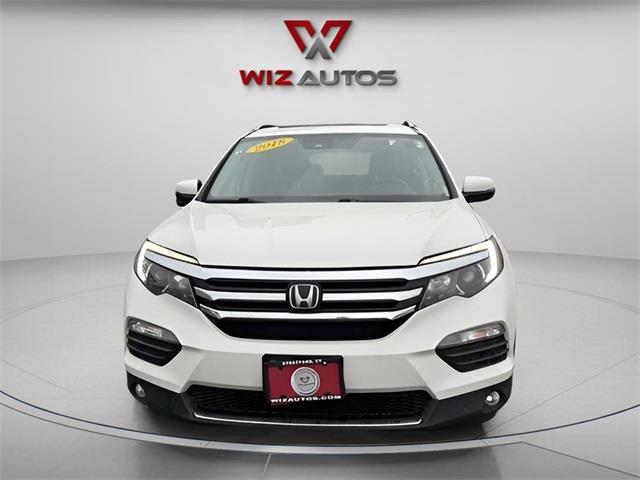 2018 Honda Pilot Touring, available for sale in Stratford, Connecticut | Wiz Leasing Inc. Stratford, Connecticut 2018 Honda Pilot Touring, available for sale in Stratford, Connecticut | Wiz Leasing Inc. Stratford, Connecticut
