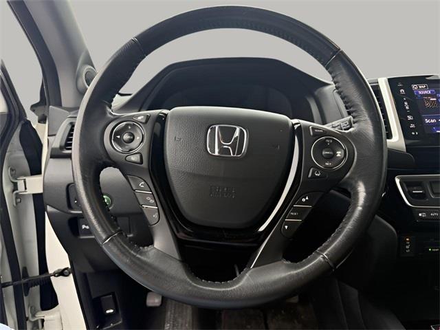 2018 Honda Pilot Touring, available for sale in Stratford, Connecticut | Wiz Leasing Inc. Stratford, Connecticut 2018 Honda Pilot Touring, available for sale in Stratford, Connecticut | Wiz Leasing Inc. Stratford, Connecticut