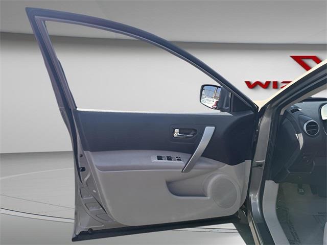 2012 Nissan Rogue S, available for sale in Stratford, Connecticut | Wiz Leasing Inc. Stratford, Connecticut 2012 Nissan Rogue S, available for sale in Stratford, Connecticut | Wiz Leasing Inc. Stratford, Connecticut