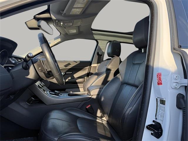 2019 Land Rover Range Rover Evoque SE Premium, available for sale in Stratford, Connecticut | Wiz Leasing Inc. Stratford, Connecticut 2019 Land Rover Range Rover Evoque SE Premium, available for sale in Stratford, Connecticut | Wiz Leasing Inc. Stratford, Connecticut