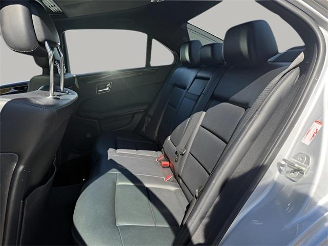 2011 Mercedes-benz E-class E 350, available for sale in Stratford, Connecticut | Wiz Leasing Inc. Stratford, Connecticut 2011 Mercedes-benz E-class E 350, available for sale in Stratford, Connecticut | Wiz Leasing Inc. Stratford, Connecticut