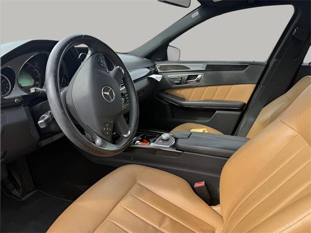 2011 Mercedes-benz E-class E 350, available for sale in Stratford, Connecticut | Wiz Leasing Inc. Stratford, Connecticut 2011 Mercedes-benz E-class E 350, available for sale in Stratford, Connecticut | Wiz Leasing Inc. Stratford, Connecticut