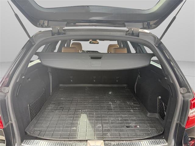 2011 Mercedes-benz E-class E 350, available for sale in Stratford, Connecticut | Wiz Leasing Inc. Stratford, Connecticut 2011 Mercedes-benz E-class E 350, available for sale in Stratford, Connecticut | Wiz Leasing Inc. Stratford, Connecticut