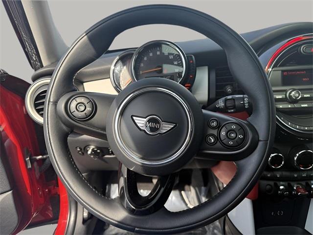 2015 Mini Cooper s Base, available for sale in Stratford, Connecticut | Wiz Leasing Inc. Stratford, Connecticut 2015 Mini Cooper s Base, available for sale in Stratford, Connecticut | Wiz Leasing Inc. Stratford, Connecticut
