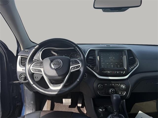 2018 Jeep Cherokee Limited, available for sale in Stratford, Connecticut | Wiz Leasing Inc. Stratford, Connecticut 2018 Jeep Cherokee Limited, available for sale in Stratford, Connecticut | Wiz Leasing Inc. Stratford, Connecticut