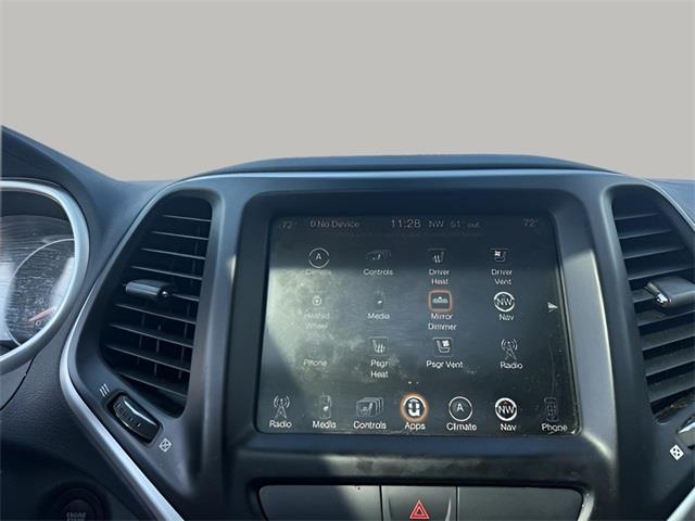 2017 Jeep Cherokee Trailhawk, available for sale in Stratford, Connecticut | Wiz Leasing Inc. Stratford, Connecticut 2017 Jeep Cherokee Trailhawk, available for sale in Stratford, Connecticut | Wiz Leasing Inc. Stratford, Connecticut