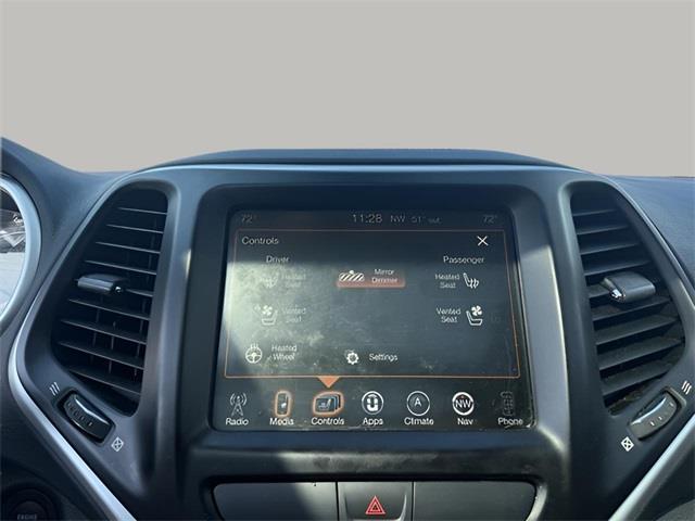 2017 Jeep Cherokee Trailhawk, available for sale in Stratford, Connecticut | Wiz Leasing Inc. Stratford, Connecticut 2017 Jeep Cherokee Trailhawk, available for sale in Stratford, Connecticut | Wiz Leasing Inc. Stratford, Connecticut