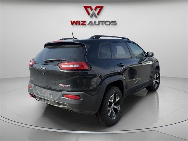 2017 Jeep Cherokee Trailhawk, available for sale in Stratford, Connecticut | Wiz Leasing Inc. Stratford, Connecticut 2017 Jeep Cherokee Trailhawk, available for sale in Stratford, Connecticut | Wiz Leasing Inc. Stratford, Connecticut