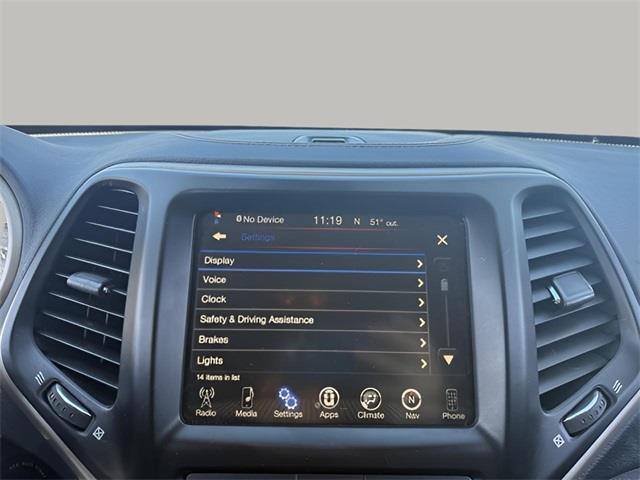 2016 Jeep Cherokee Altitude, available for sale in Stratford, Connecticut | Wiz Leasing Inc. Stratford, Connecticut 2016 Jeep Cherokee Altitude, available for sale in Stratford, Connecticut | Wiz Leasing Inc. Stratford, Connecticut