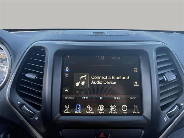 2016 Jeep Cherokee Altitude, available for sale in Stratford, Connecticut | Wiz Leasing Inc. Stratford, Connecticut 2016 Jeep Cherokee Altitude, available for sale in Stratford, Connecticut | Wiz Leasing Inc. Stratford, Connecticut