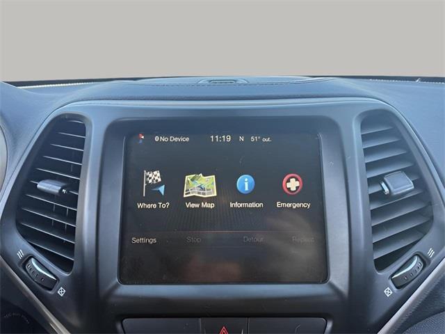 2016 Jeep Cherokee Altitude, available for sale in Stratford, Connecticut | Wiz Leasing Inc. Stratford, Connecticut 2016 Jeep Cherokee Altitude, available for sale in Stratford, Connecticut | Wiz Leasing Inc. Stratford, Connecticut