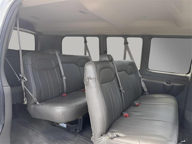 2018 Chevrolet Express 3500 LS, available for sale in Stratford, Connecticut | Wiz Leasing Inc. Stratford, Connecticut 2018 Chevrolet Express 3500 LS, available for sale in Stratford, Connecticut | Wiz Leasing Inc. Stratford, Connecticut