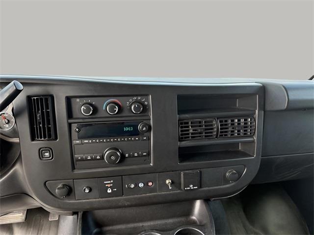 2018 Chevrolet Express 3500 LS, available for sale in Stratford, Connecticut | Wiz Leasing Inc. Stratford, Connecticut 2018 Chevrolet Express 3500 LS, available for sale in Stratford, Connecticut | Wiz Leasing Inc. Stratford, Connecticut