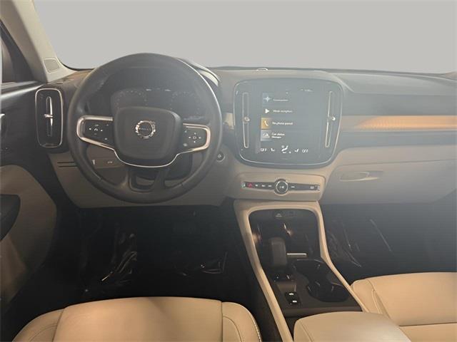 2022 Volvo Xc40 Momentum, available for sale in Stratford, Connecticut | Wiz Leasing Inc. Stratford, Connecticut 2022 Volvo Xc40 Momentum, available for sale in Stratford, Connecticut | Wiz Leasing Inc. Stratford, Connecticut